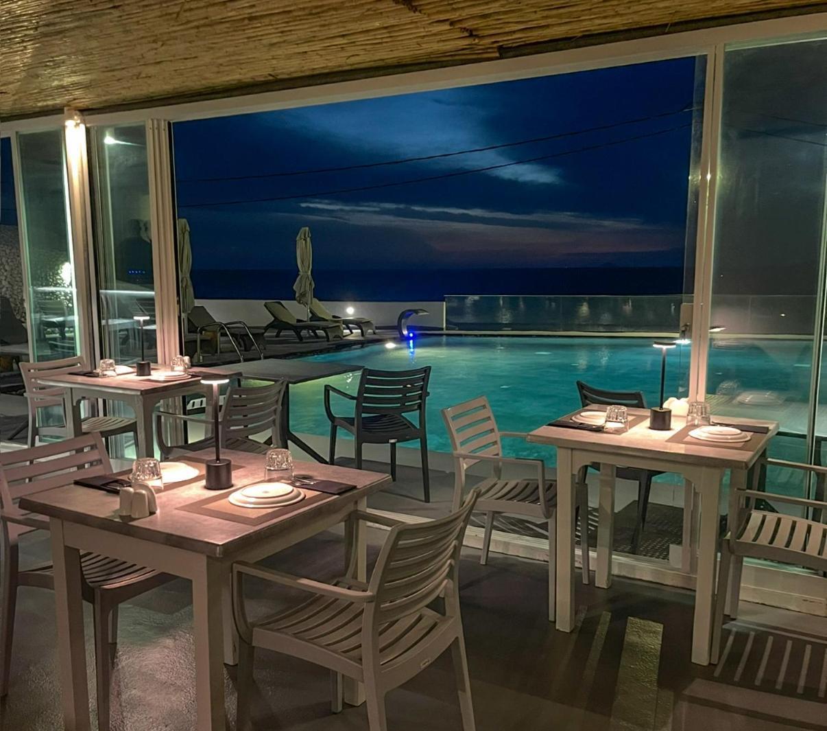 Serenita Luxury Suites Акротири Экстерьер фото