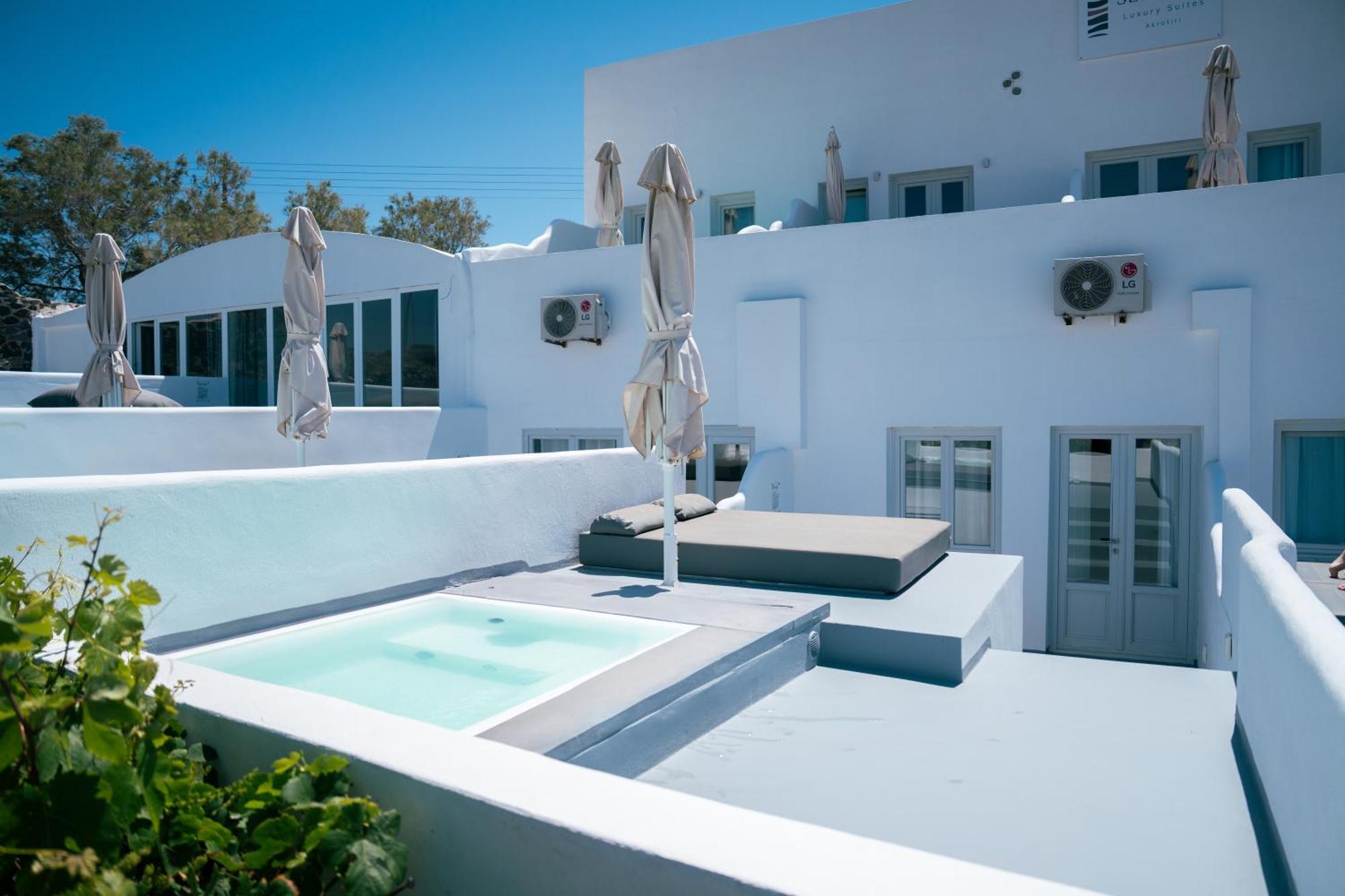Serenita Luxury Suites Акротири Экстерьер фото